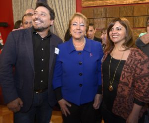 presidenta-con-profes-ohiggins-1