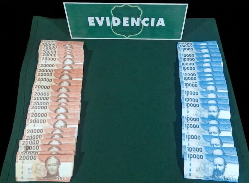 Controles vehiculares permiten detener a tres personas y detectar circulación de billetes falsificados en Pichilemu