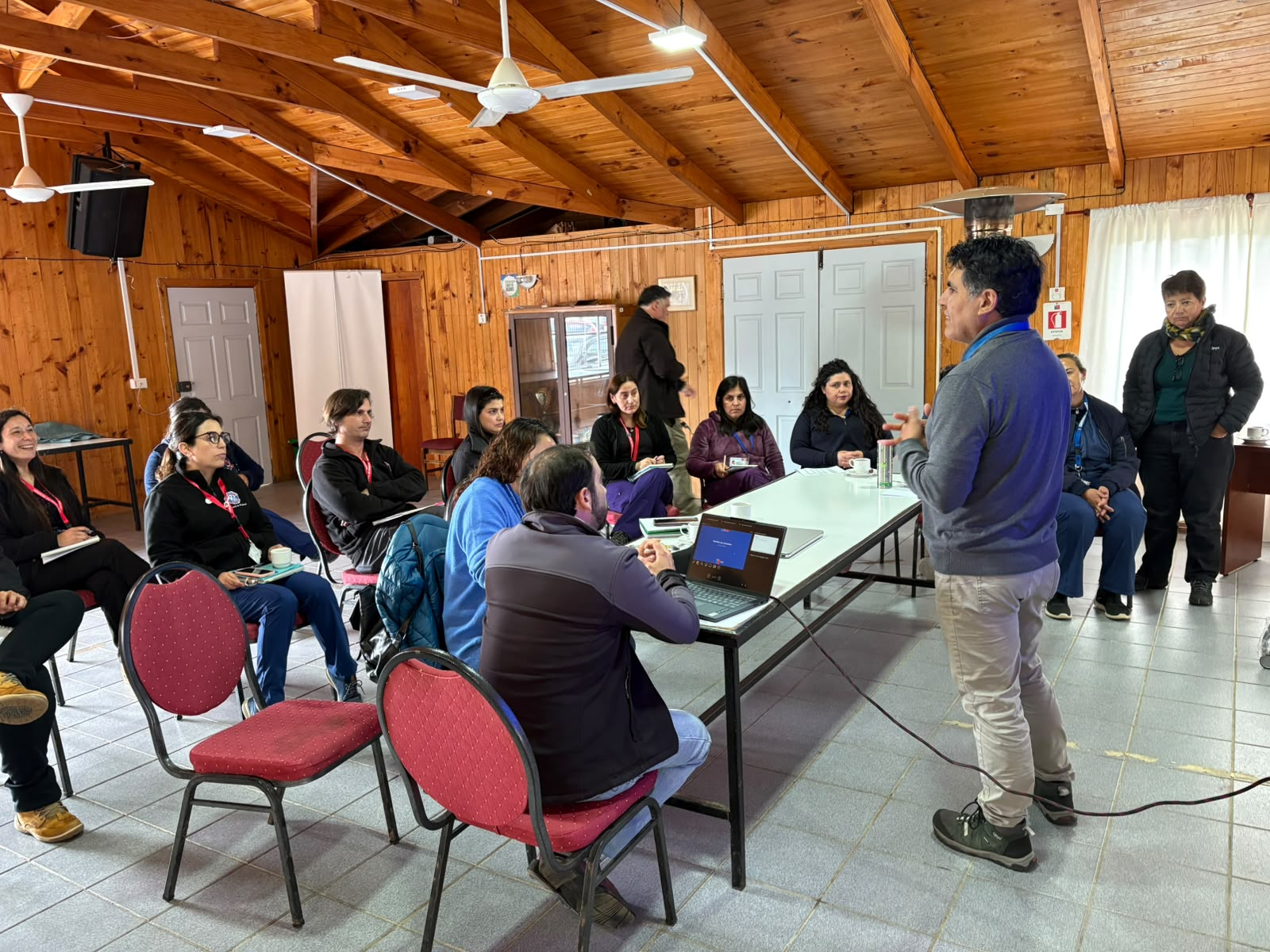 Hospital de Pichilemu y Servicio de Salud O’Higgins coordinan la preparación del futuro establecimiento