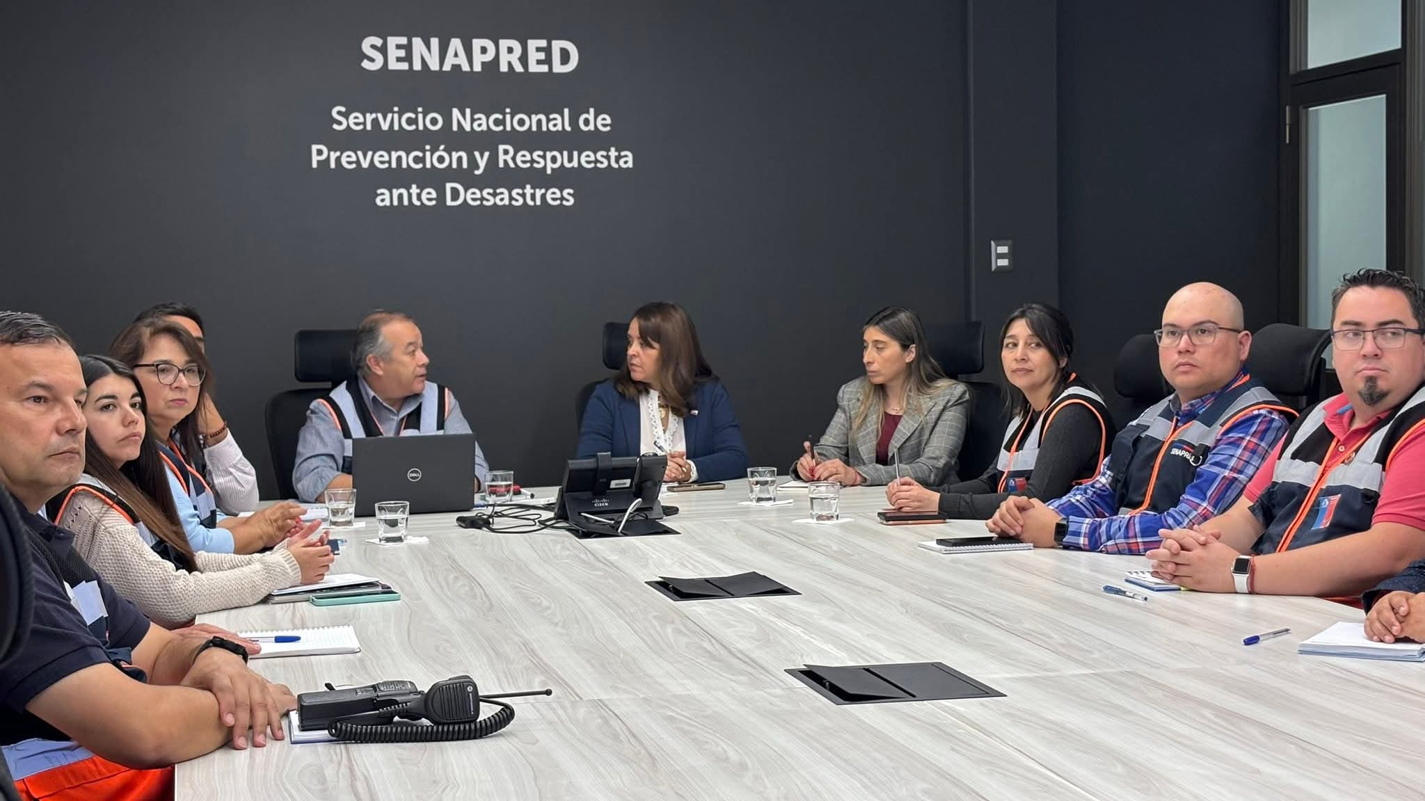 Delegada Presidencial Regional se reúne con director de SENAPRED para abordar rol institucional y alcances de la Ley 21.364