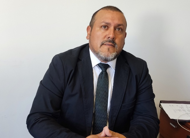 Nuevo delegado de Cardenal Caro asume con compromiso de trabajo en terreno y cercanía con la comunidad