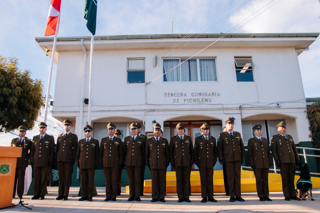 Carabineros conmemora 99° aniversario con emotiva ceremonia en Pichilemu