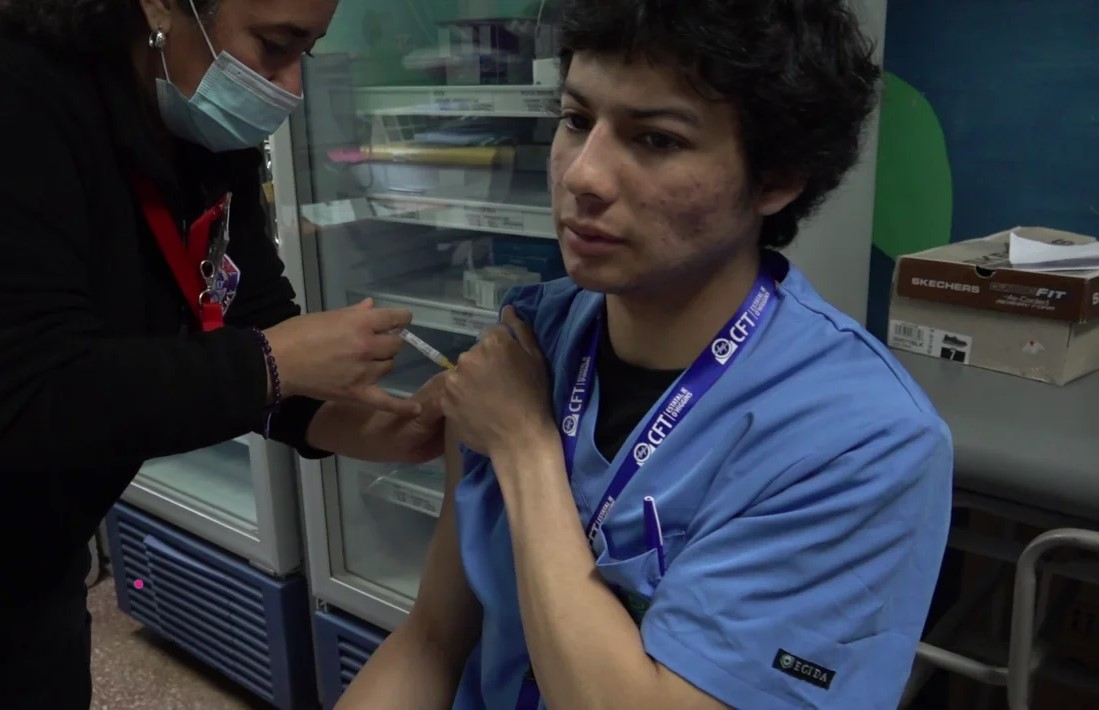 Hospital de Pichilemu entrega recomendaciones para proteger a los grupos de riesgo esta temporada invernal