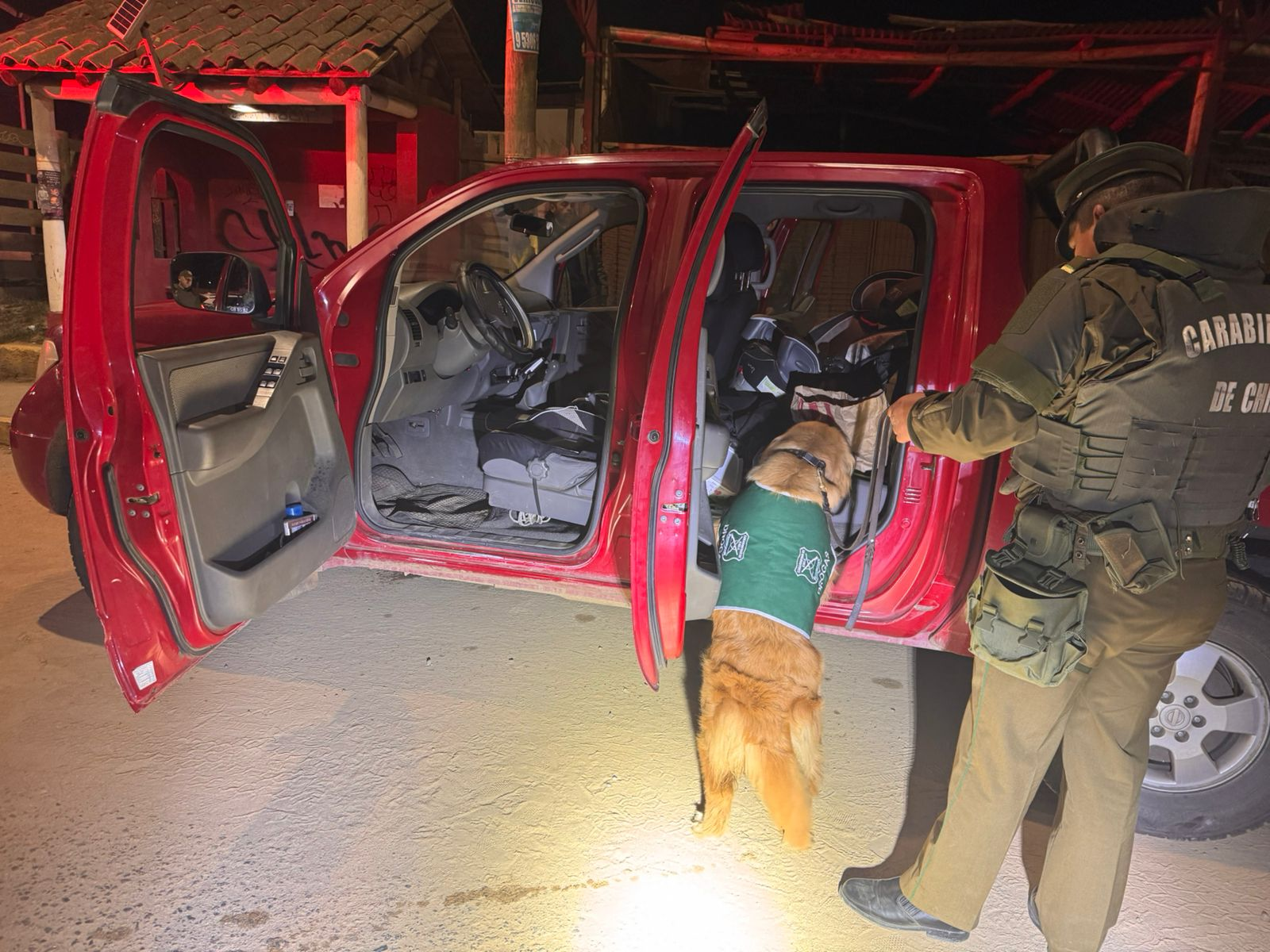Carabineros detiene a pareja por microtráfico durante ronda preventiva en Pichilemu